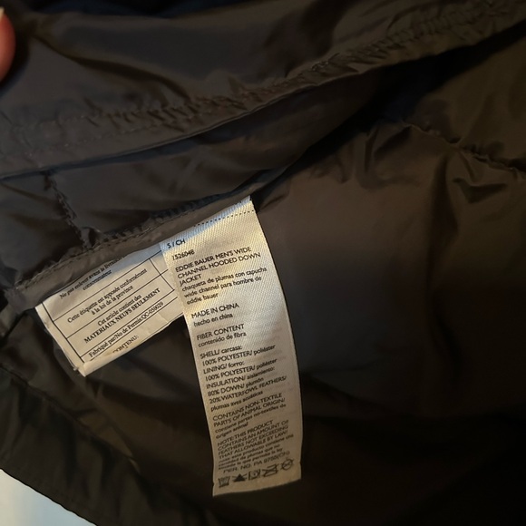 Eddie Bauer Men's Wide Channel Hooded Down Black Puffer Jacket - Picture 8 of 13